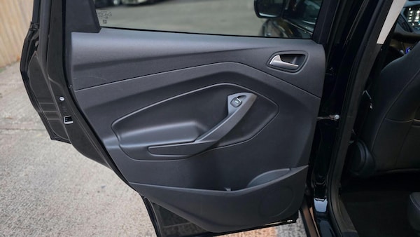 Used Ford Kuga 2017 for sale - 76142485: Photo 35