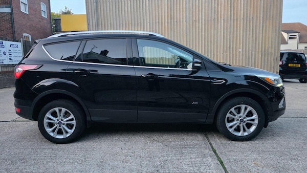 Used Ford Kuga 2017 for sale - 76142485: Photo 5