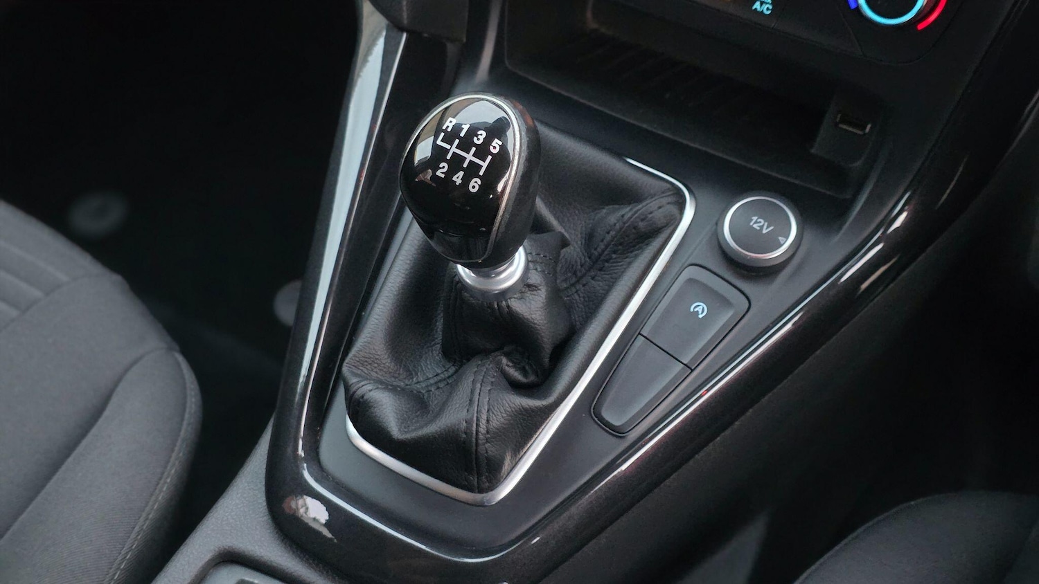 Used Ford Focus 2015 for sale - 75938297: Photo 21