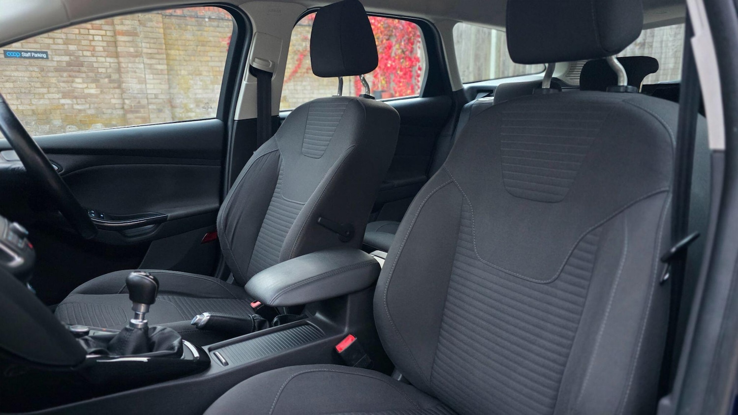 Used Ford Focus 2015 for sale - 75938297: Photo 37