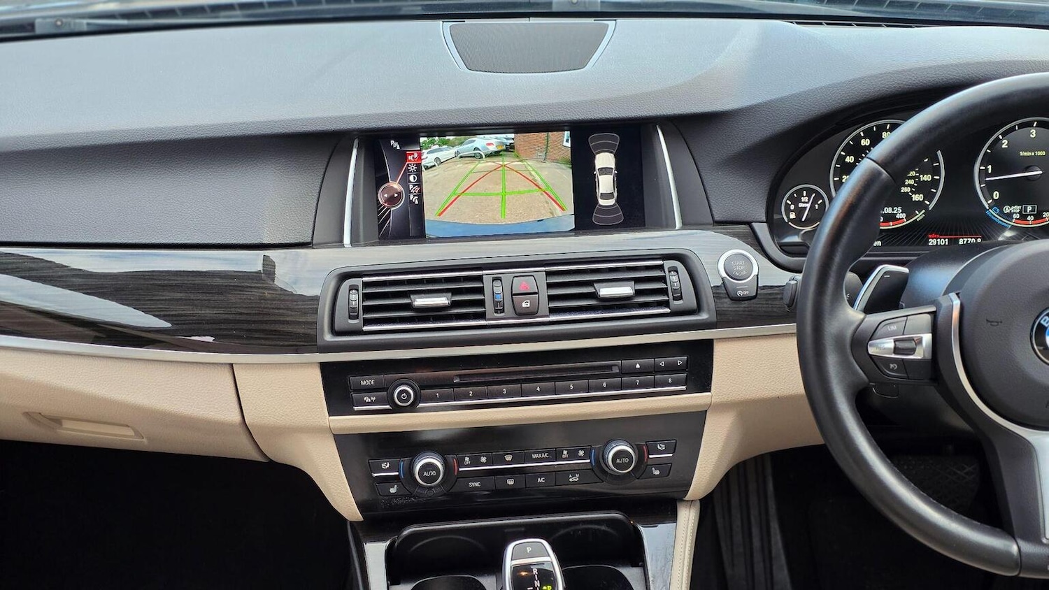 Used BMW 5 Series 2014 for sale - 77792896: Photo 73