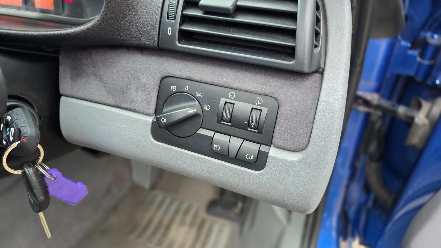 Used BMW 3 Series 2003 for sale - 78139388: Photo 63