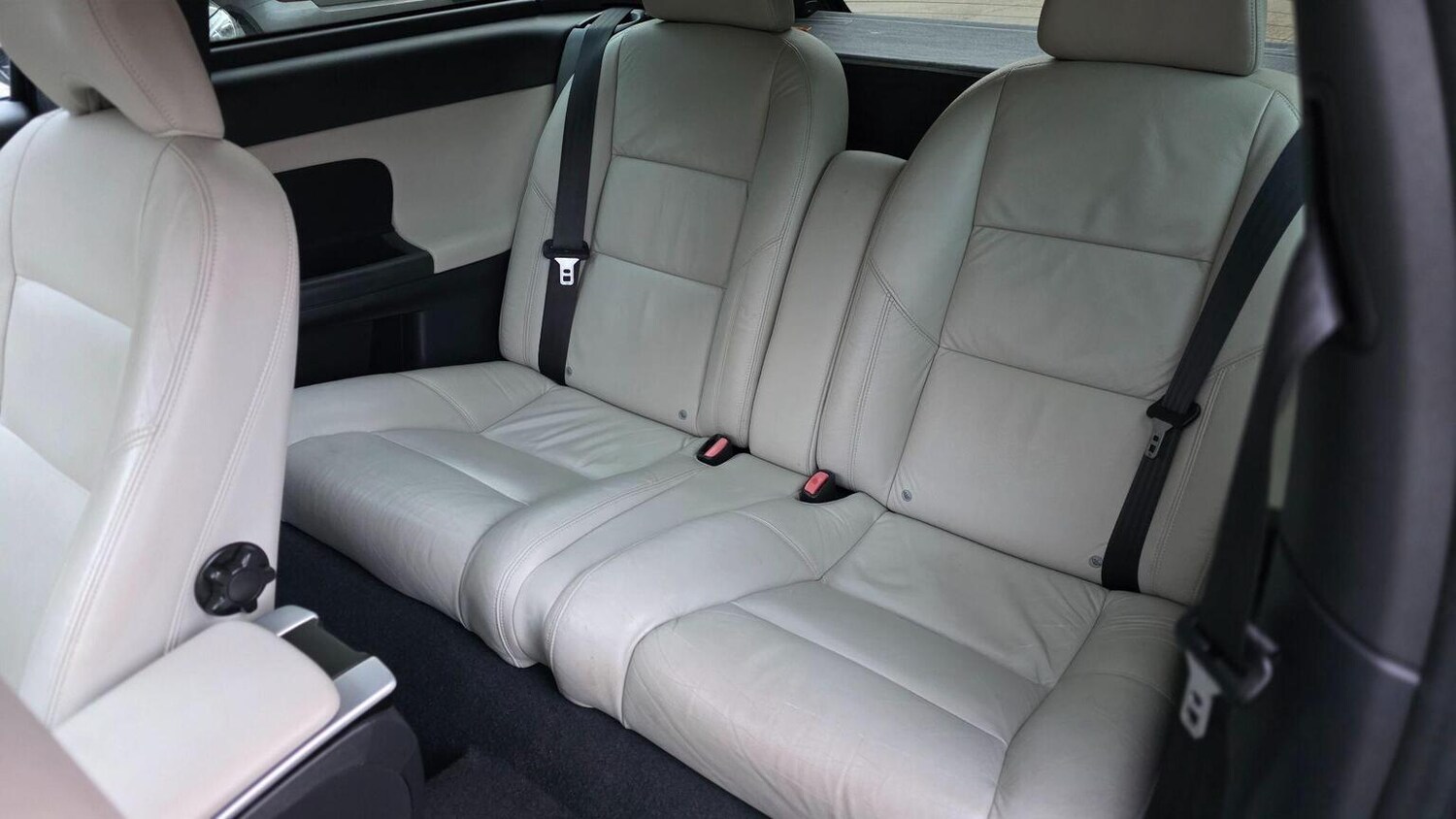 Used Volvo C30 2011 for sale - 77715038: Photo 13