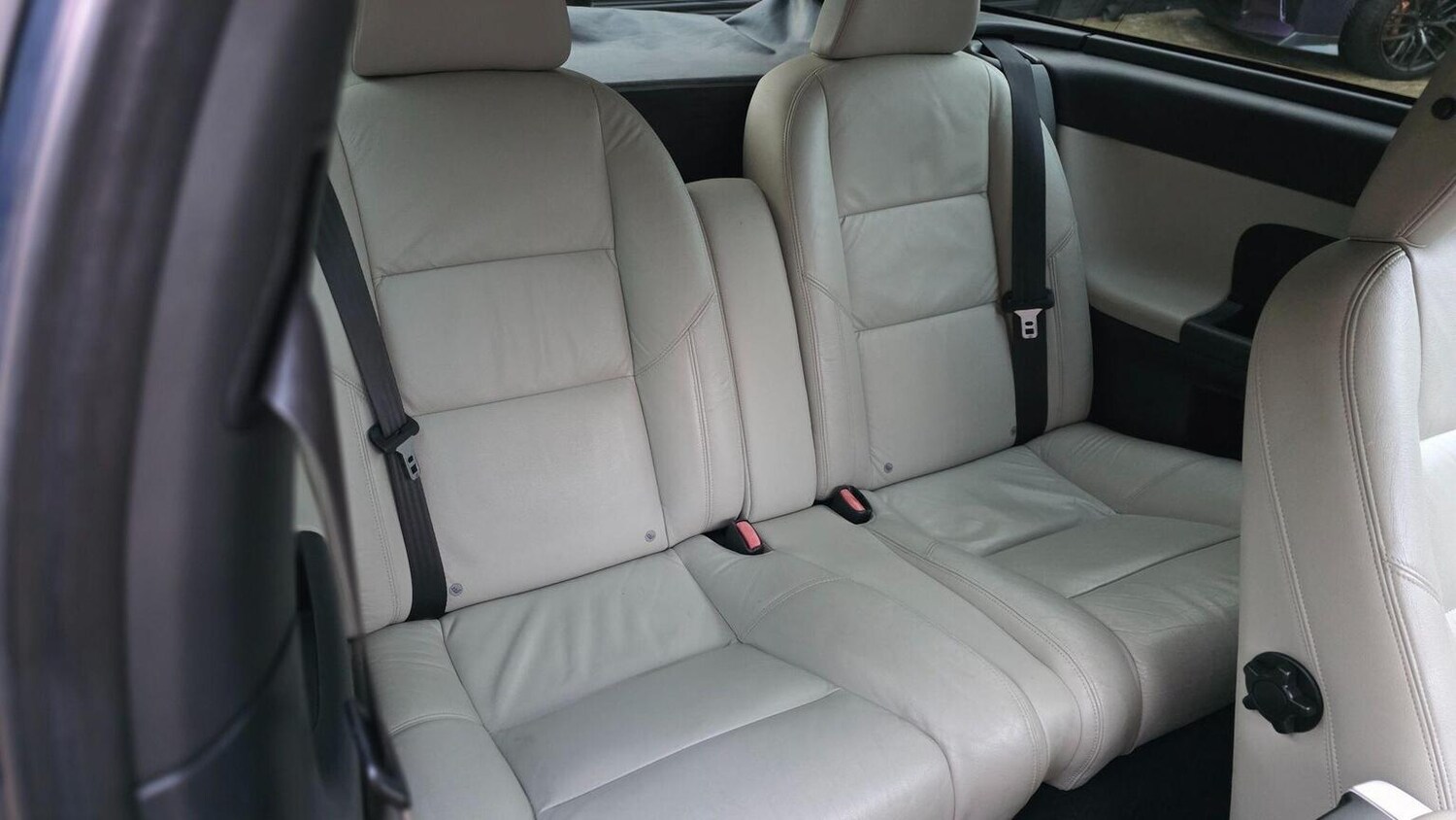 Used Volvo C30 2011 for sale - 77715038: Photo 25