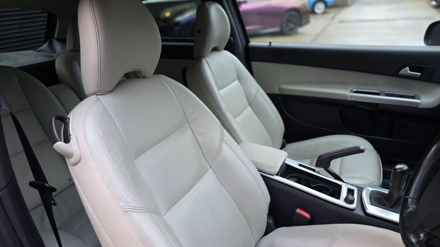 Used Volvo C30 2011 for sale - 77715038: Photo 27