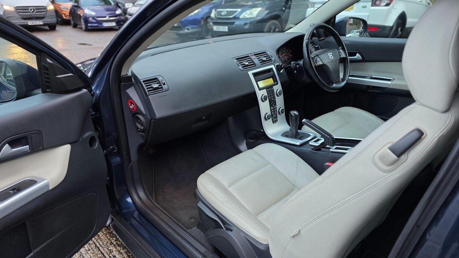 Used Volvo C30 2011 for sale - 77715038: Photo 36