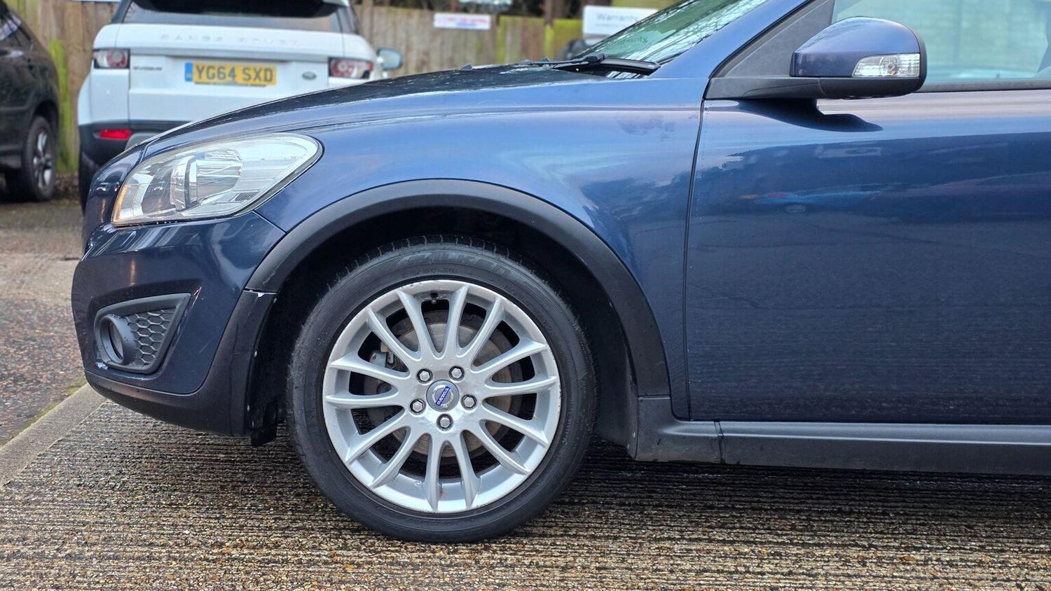 Used Volvo C30 2011 for sale - 77715038: Photo 38