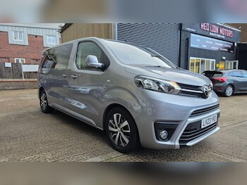 Used Toyota PROACE CITY Verso 2023 for sale - 78229123: Photo