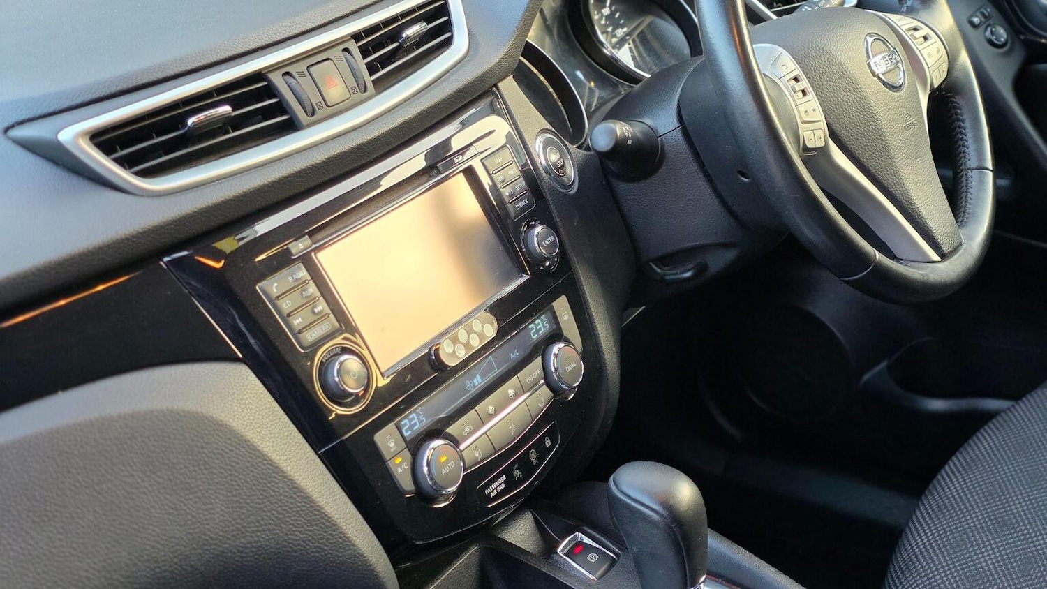 Used Nissan Qashqai 2016 for sale - 77774733: Photo 35