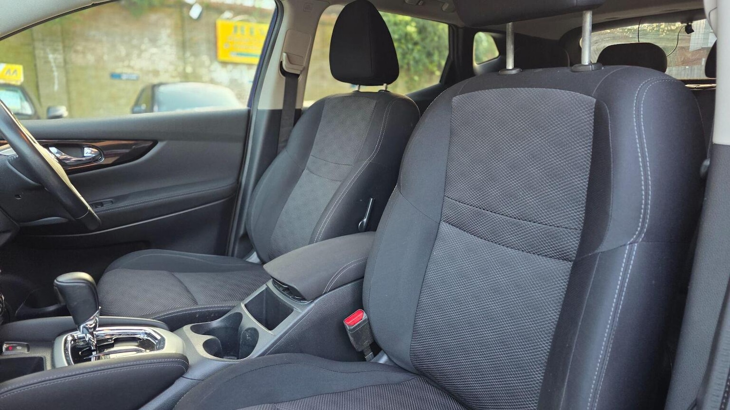 Used Nissan Qashqai 2016 for sale - 77774733: Photo 39