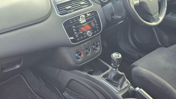 Used Fiat Punto 2013 for sale - 75664544: Photo 25