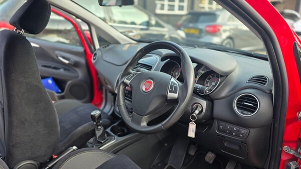 Used Fiat Punto 2013 for sale - 75664544: Photo 27