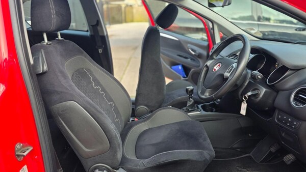 Used Fiat Punto 2013 for sale - 75664544: Photo 29
