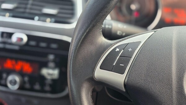 Used Fiat Punto 2013 for sale - 75664544: Photo 35