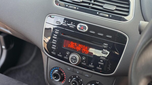 Used Fiat Punto 2013 for sale - 75664544: Photo 43