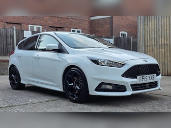 Used Ford Focus 2015 for sale - 78787957: Photo