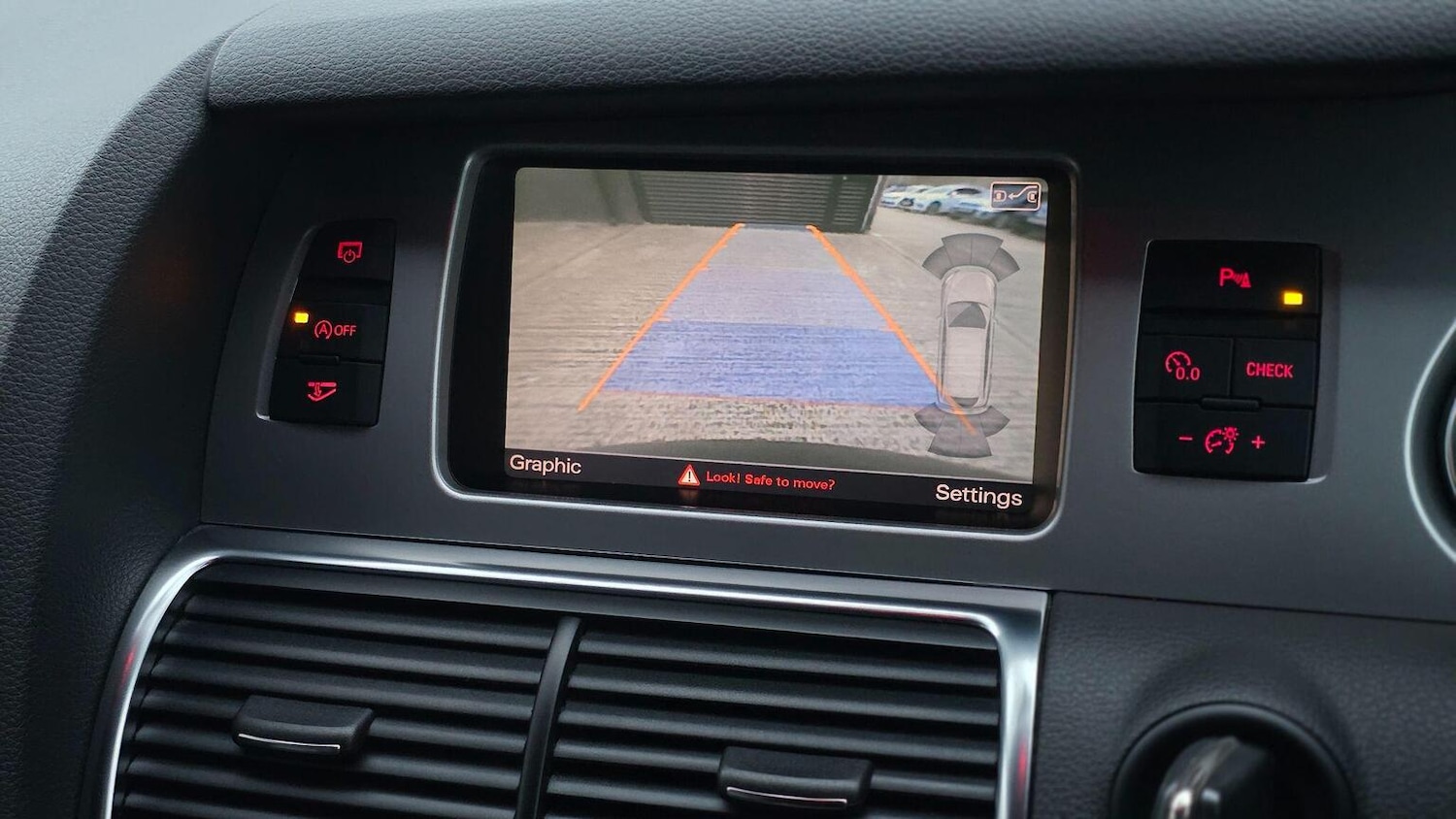 Used Audi Q7 2012 for sale - 75938348: Photo 19