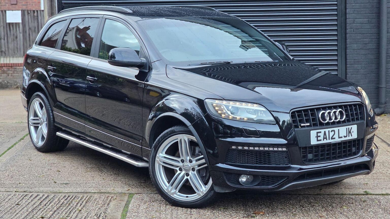 Used Audi Q7 2012 for sale - 75938348: Photo 2