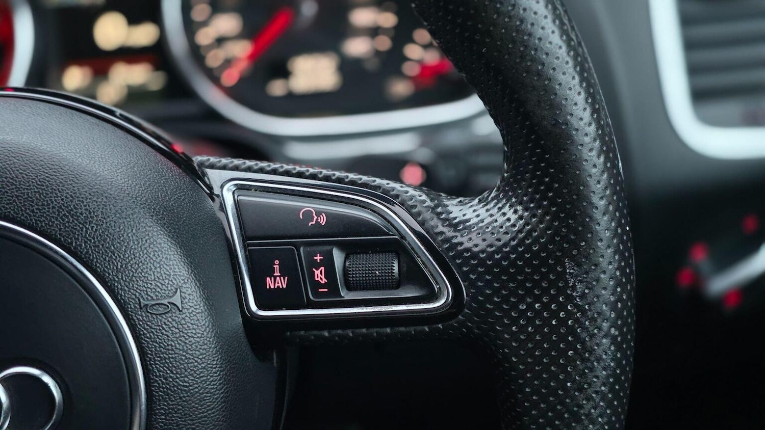 Used Audi Q7 2012 for sale - 75938348: Photo 22