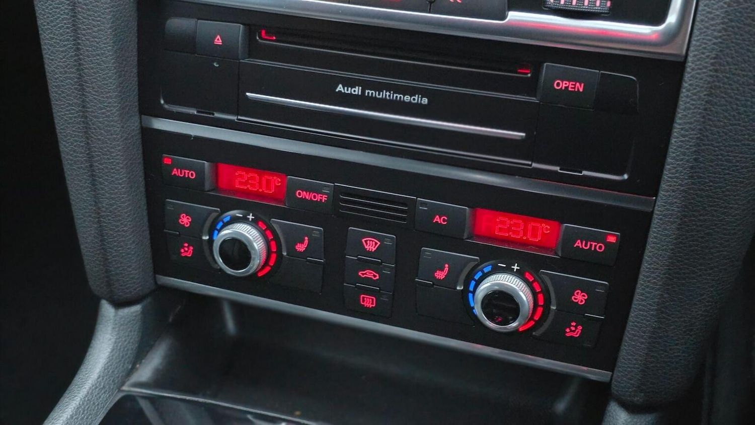 Used Audi Q7 2012 for sale - 75938348: Photo 25