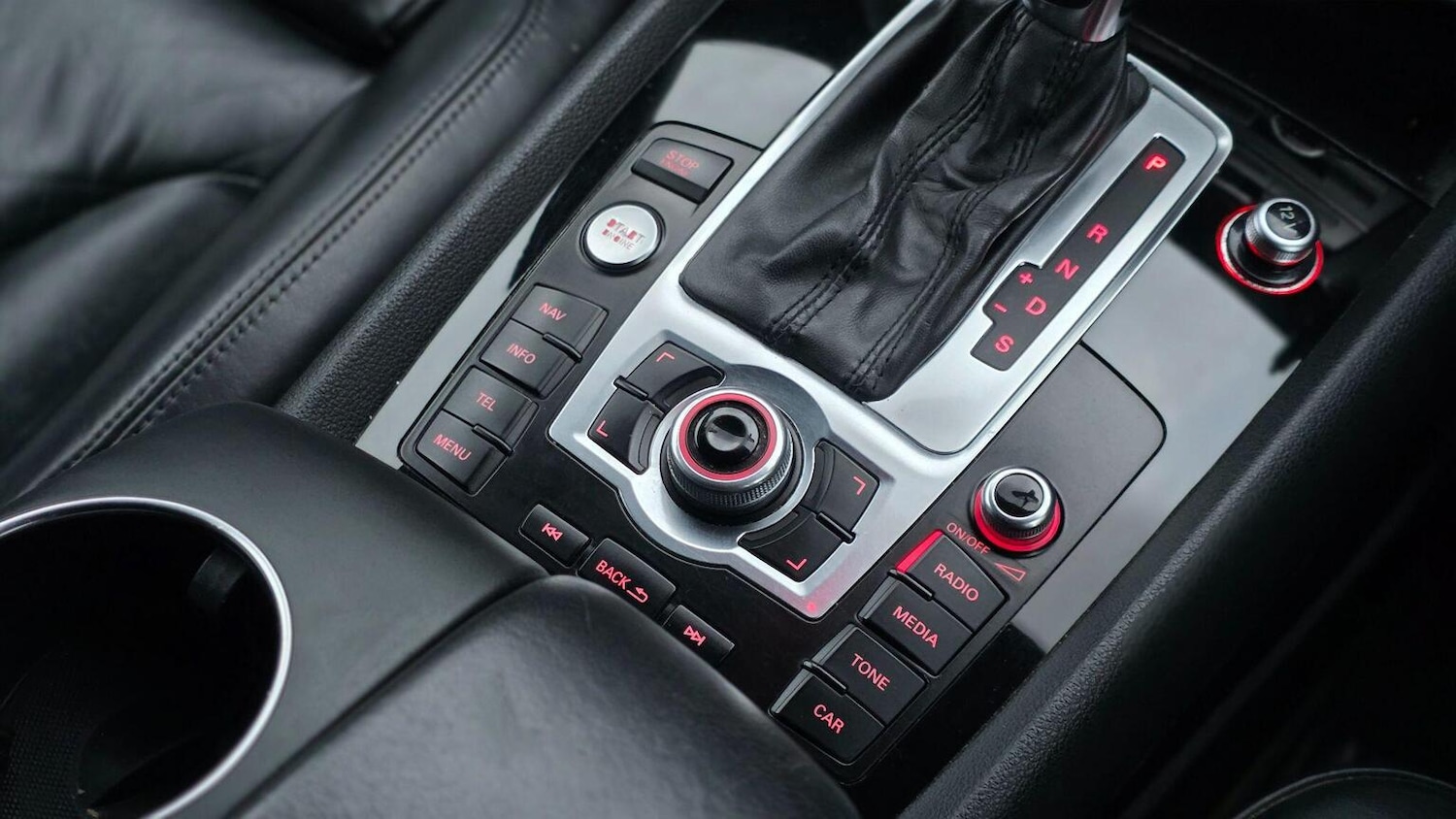 Used Audi Q7 2012 for sale - 75938348: Photo 27