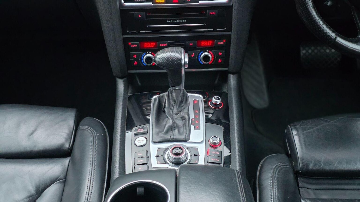 Used Audi Q7 2012 for sale - 75938348: Photo 37