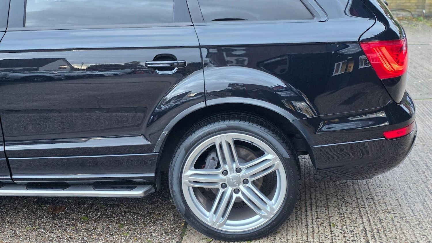 Used Audi Q7 2012 for sale - 75938348: Photo 52