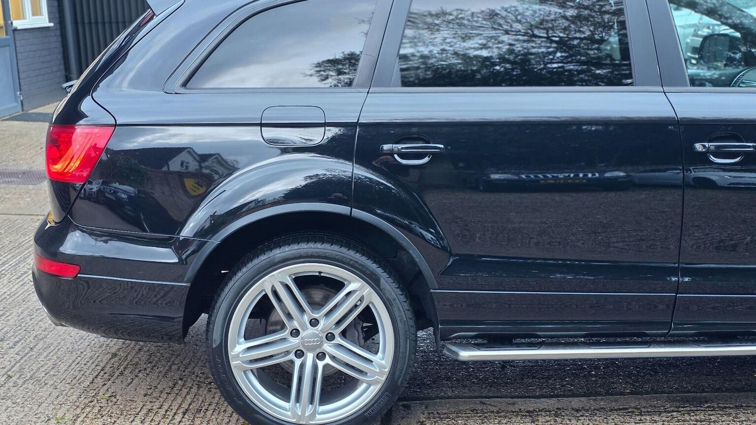 Used Audi Q7 2012 for sale - 75938348: Photo 56