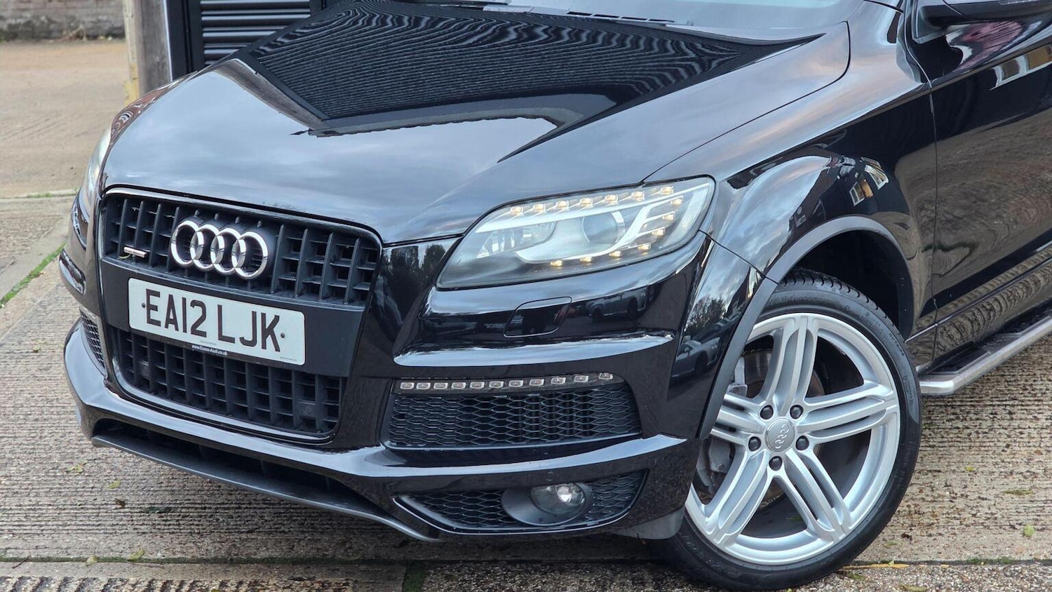 Used Audi Q7 2012 for sale - 75938348: Photo 82