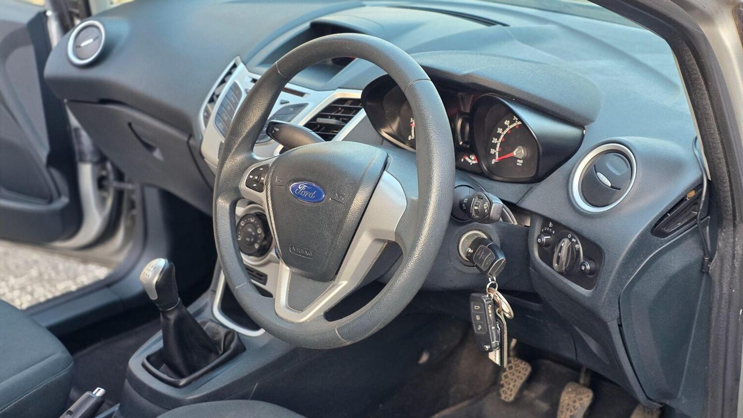 Used Ford Fiesta 2011 for sale - 78139400: Photo 14