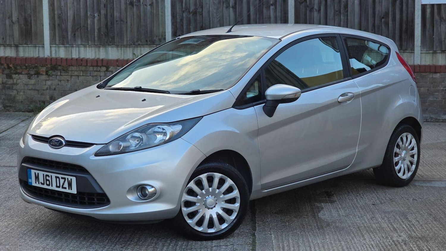 Used Ford Fiesta 2011 for sale - 78139400: Photo 2