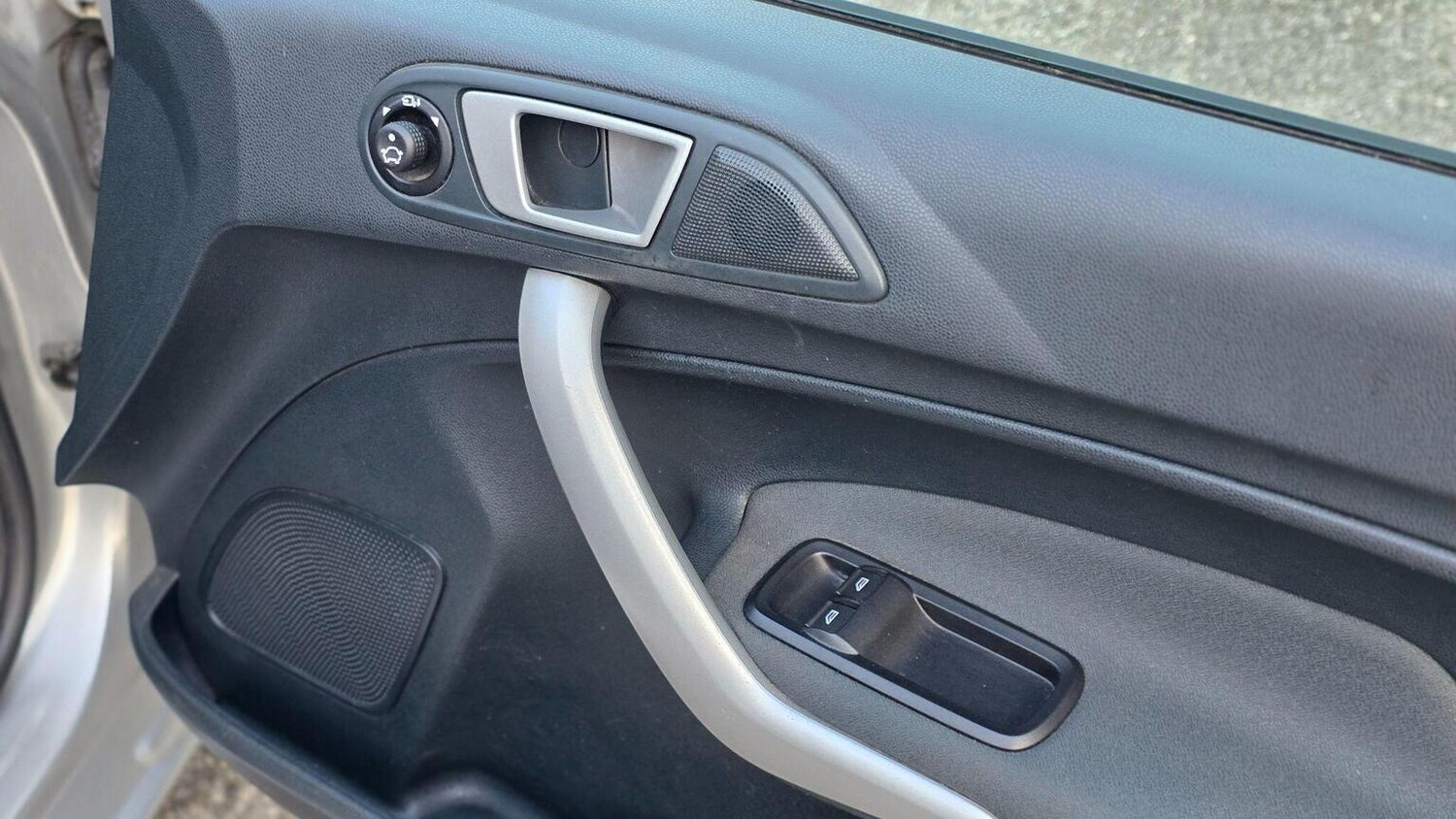 Used Ford Fiesta 2011 for sale - 78139400: Photo 25