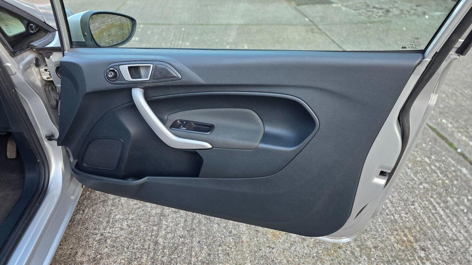 Used Ford Fiesta 2011 for sale - 78139400: Photo 26