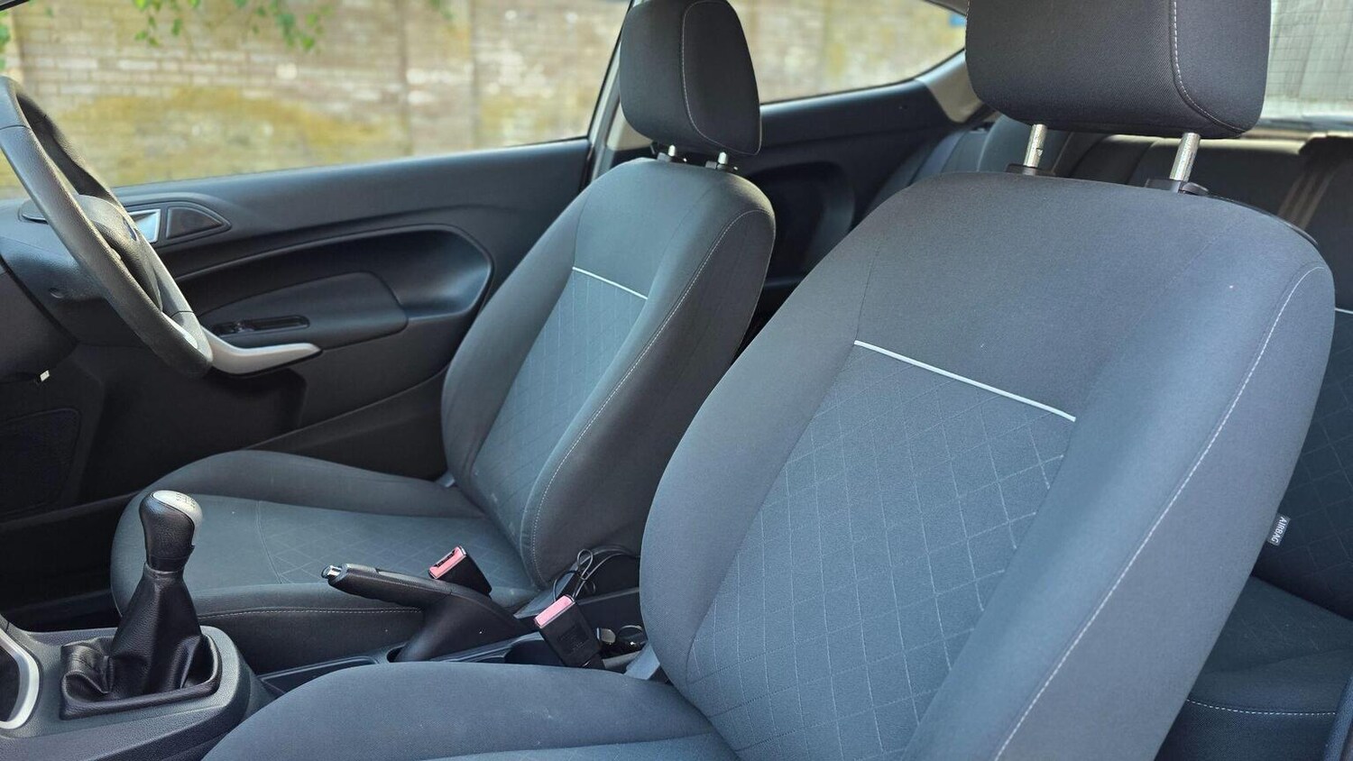 Used Ford Fiesta 2011 for sale - 78139400: Photo 30