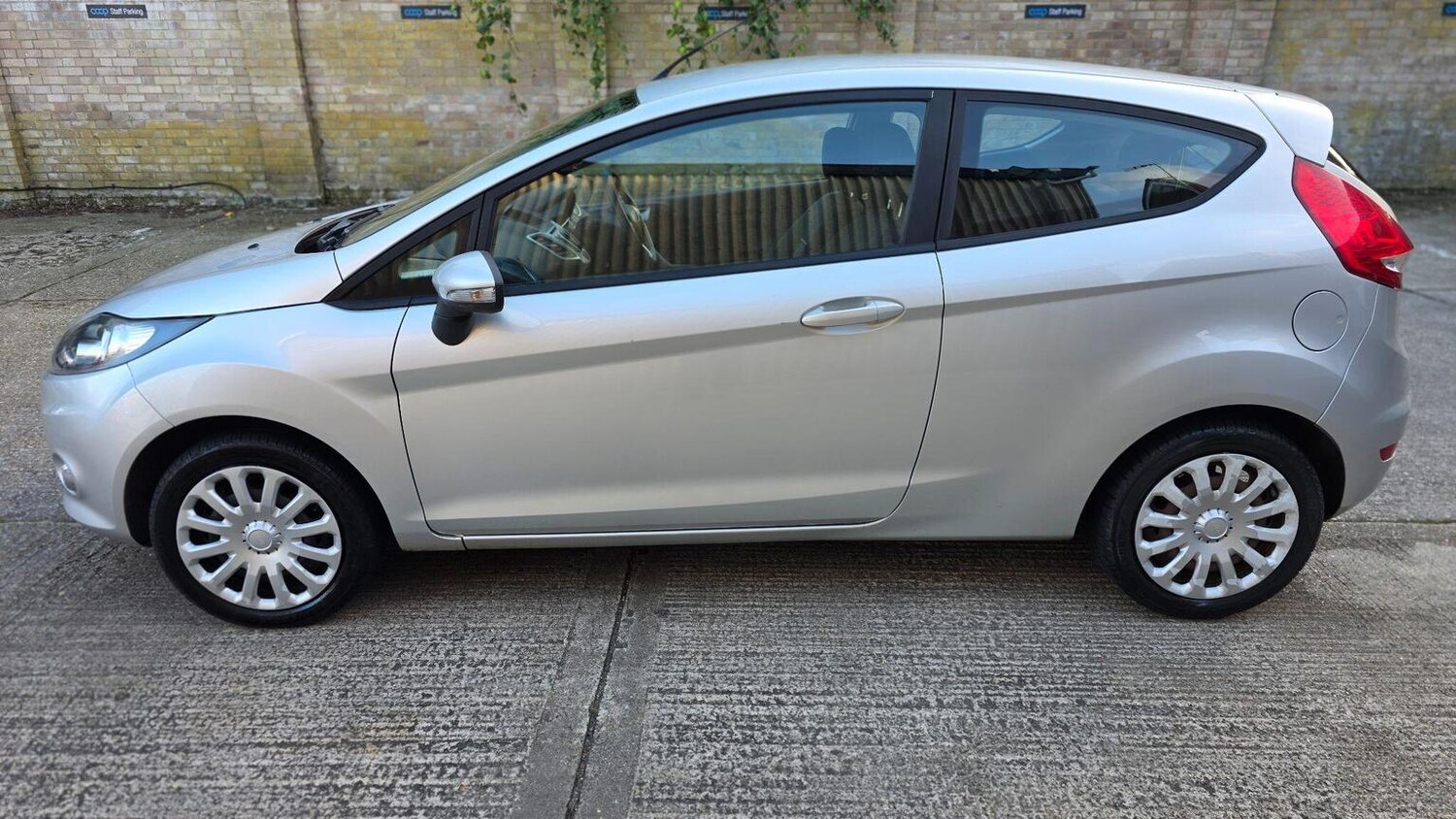 Used Ford Fiesta 2011 for sale - 78139400: Photo 9