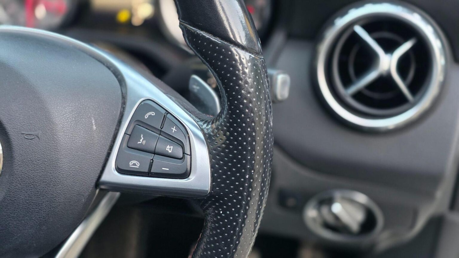 Used Mercedes-Benz GLA 2017 for sale - 78219614: Photo 43