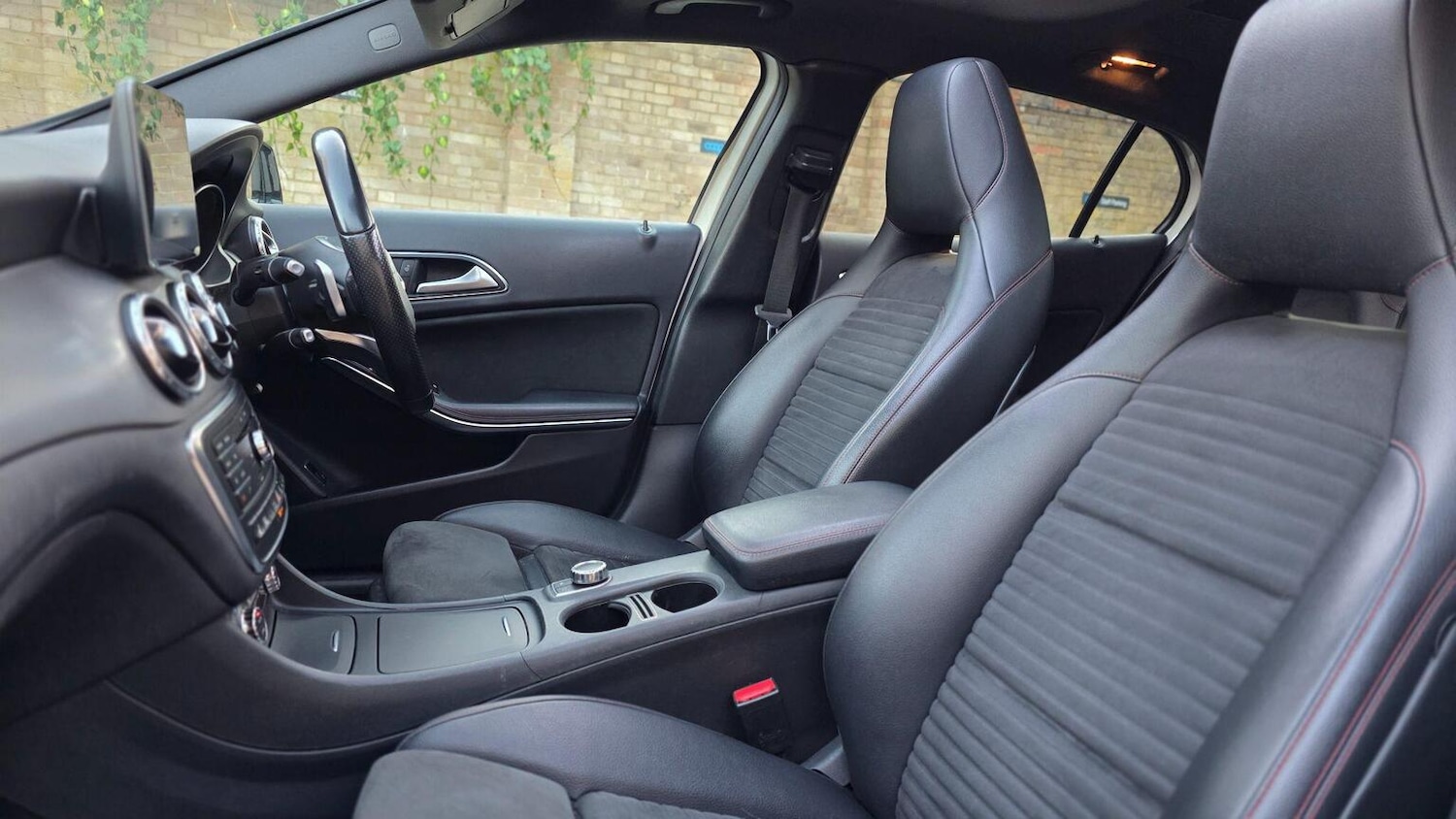 Used Mercedes-Benz GLA 2017 for sale - 78219614: Photo 71