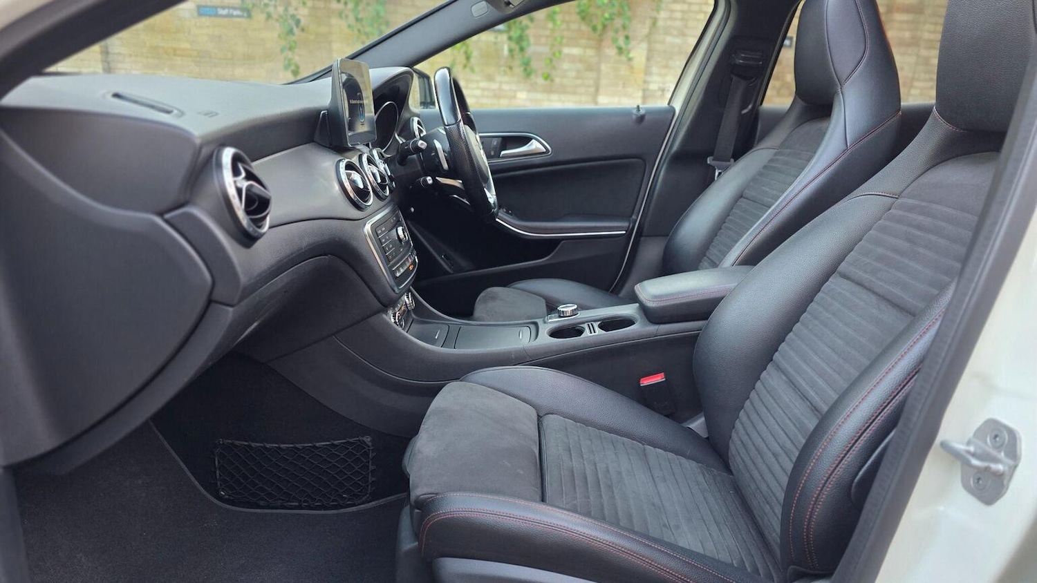 Used Mercedes-Benz GLA 2017 for sale - 78219614: Photo 72