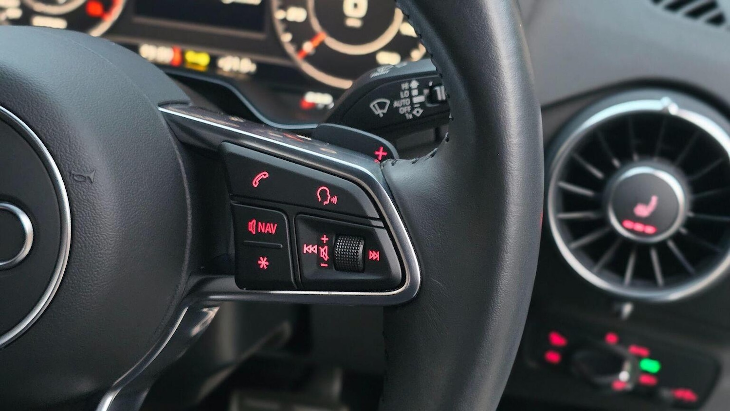 Used Audi TT 2021 for sale - 76769410: Photo 25