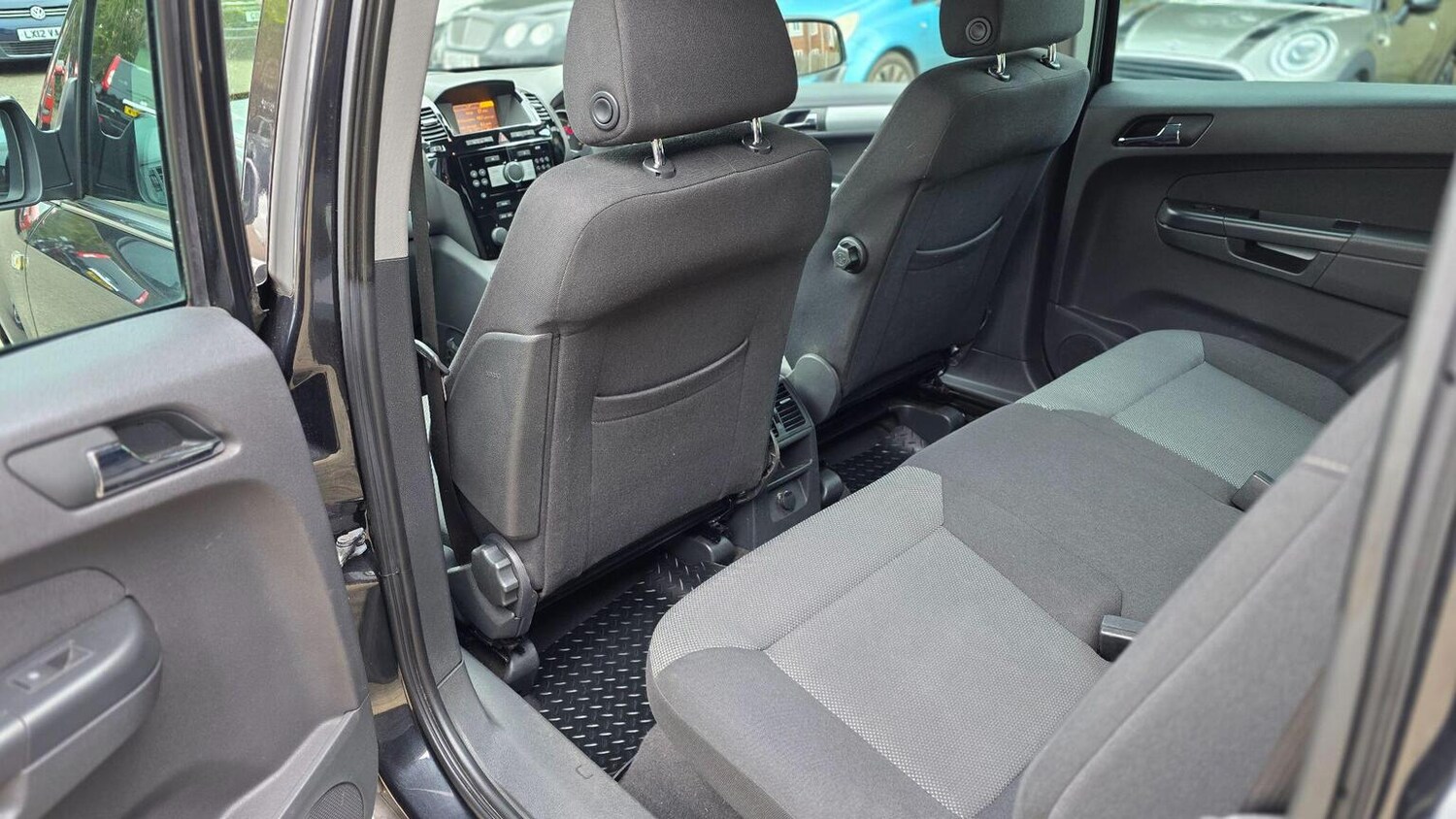 Used Vauxhall Zafira 2012 for sale - 77616325: Photo 12