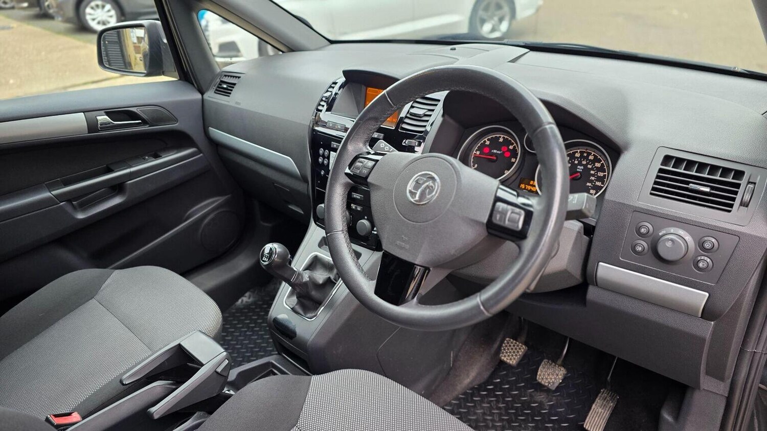 Used Vauxhall Zafira 2012 for sale - 77616325: Photo 22