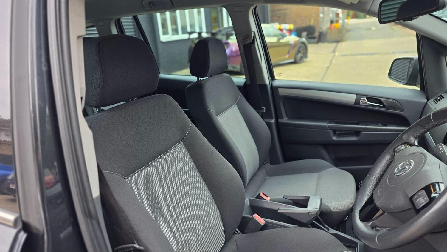 Used Vauxhall Zafira 2012 for sale - 77616325: Photo 23