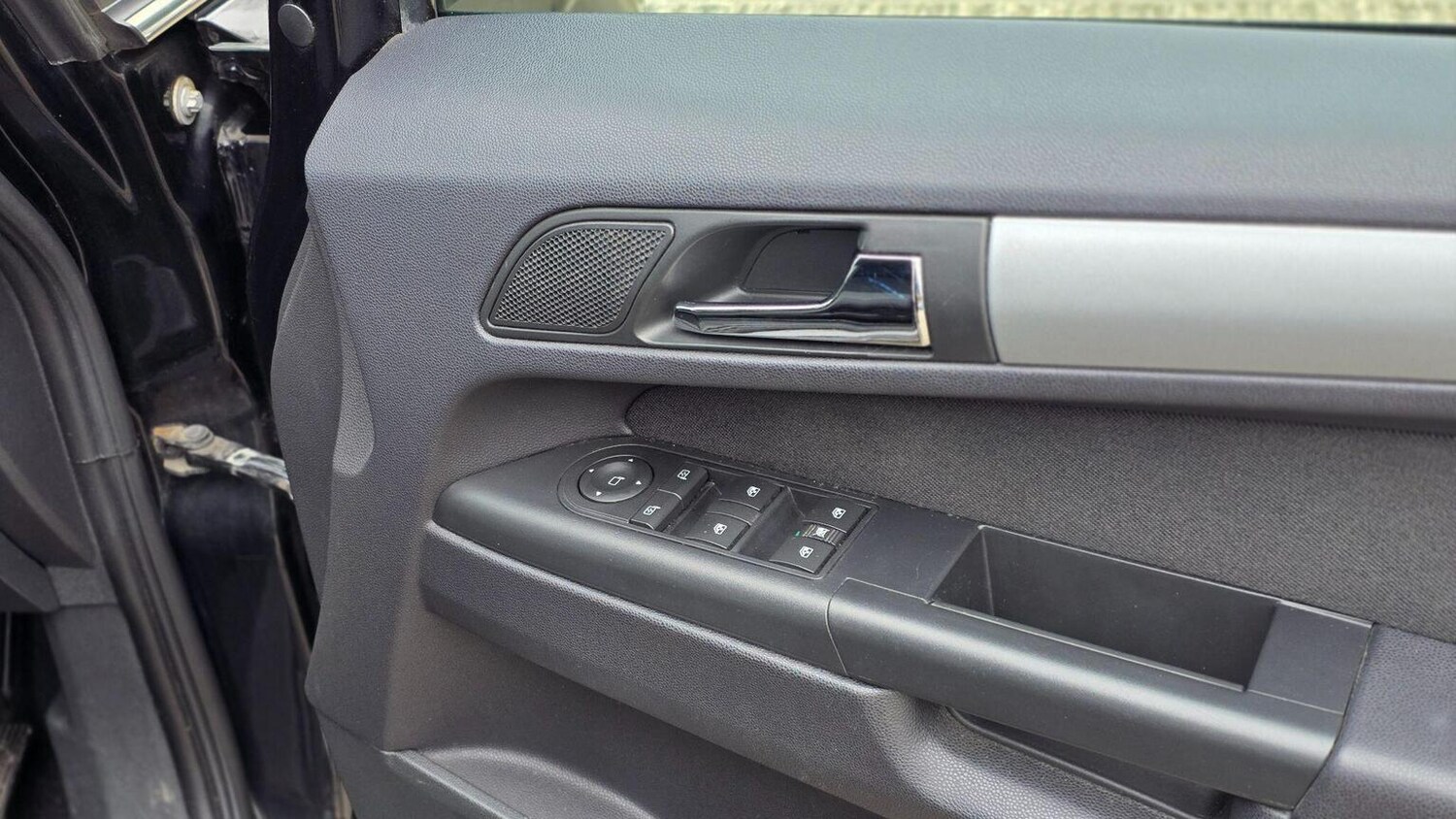 Used Vauxhall Zafira 2012 for sale - 77616325: Photo 26