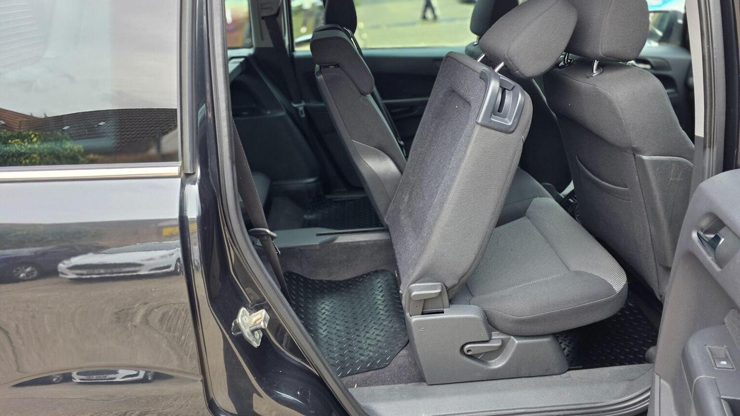 Used Vauxhall Zafira 2012 for sale - 77616325: Photo 28