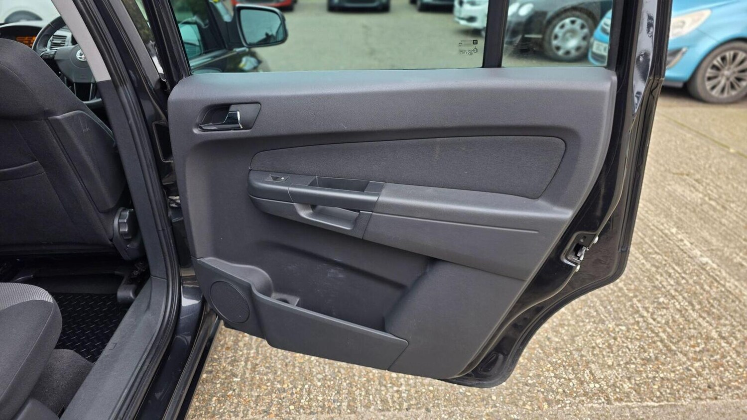 Used Vauxhall Zafira 2012 for sale - 77616325: Photo 31