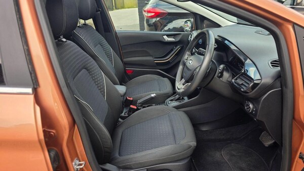 Used Ford Fiesta 2017 for sale - 75664357: Photo 32