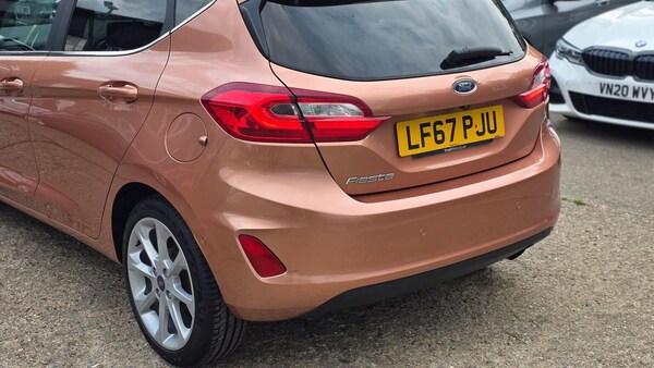 Used Ford Fiesta 2017 for sale - 75664357: Photo 4