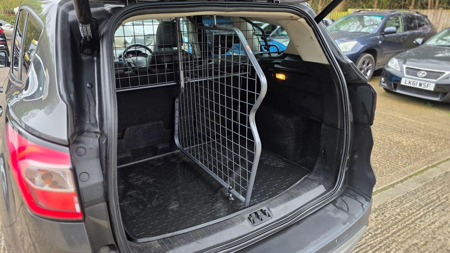 Used Ford Kuga 2017 for sale - 77915670: Photo 17