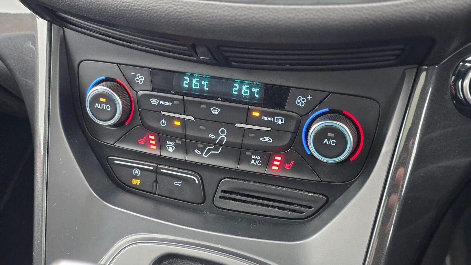 Used Ford Kuga 2017 for sale - 77915670: Photo 18