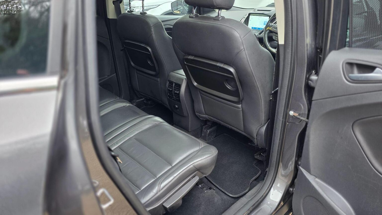 Used Ford Kuga 2017 for sale - 77915670: Photo 39